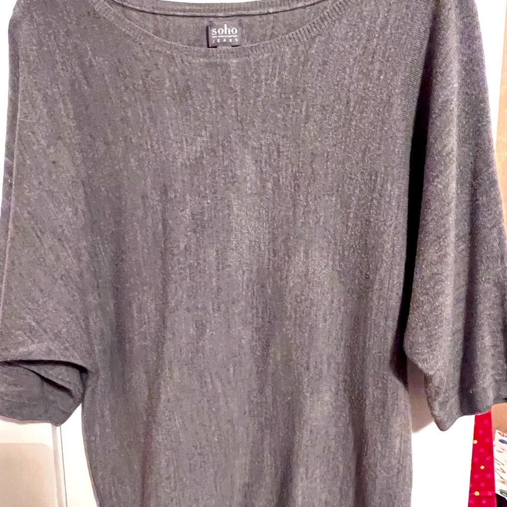 Throw and go option, 3/4 sleeve top, size M by N&Y Co., Used, Perfect condition.